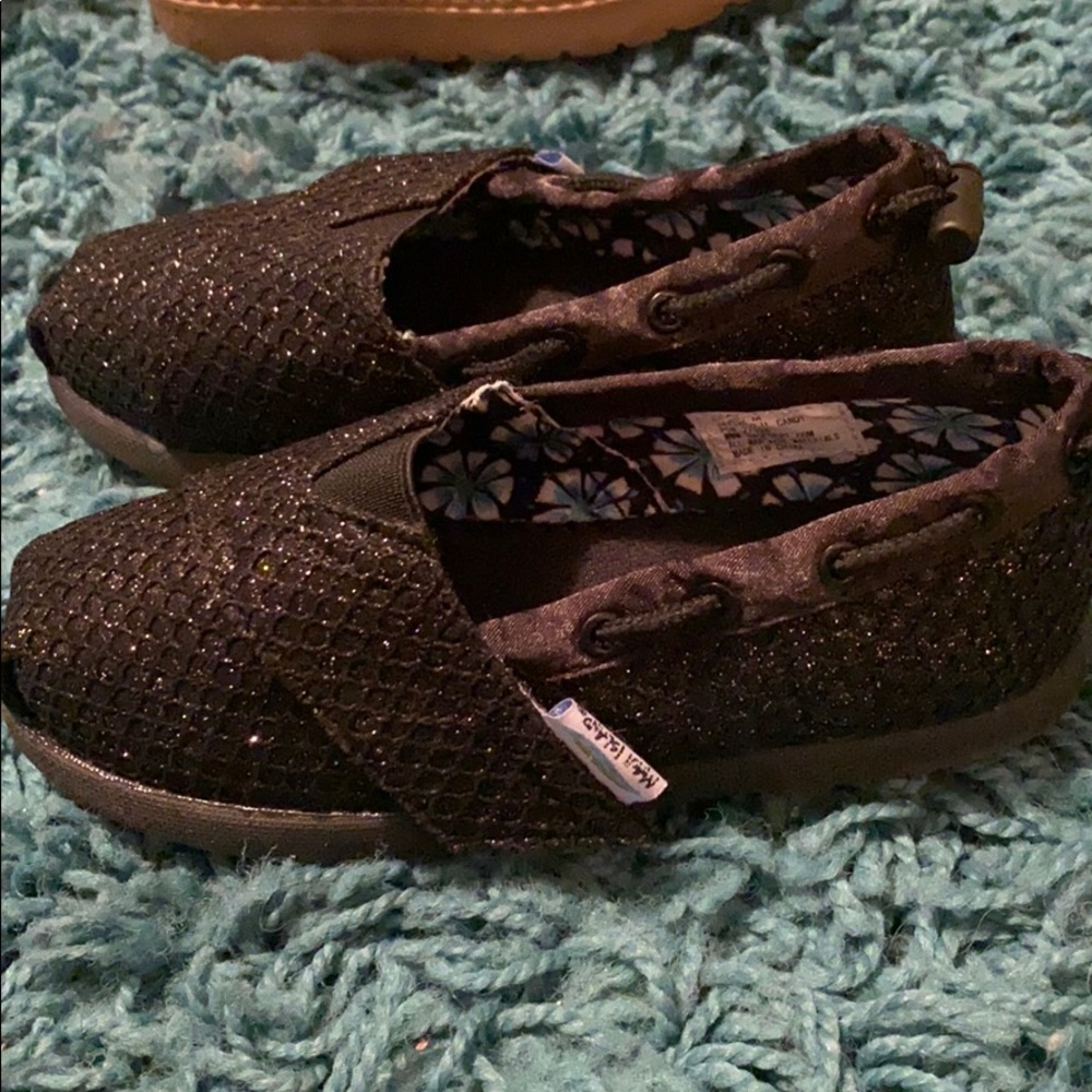 Maui Island girls slide on shoe size 9 Toddler
